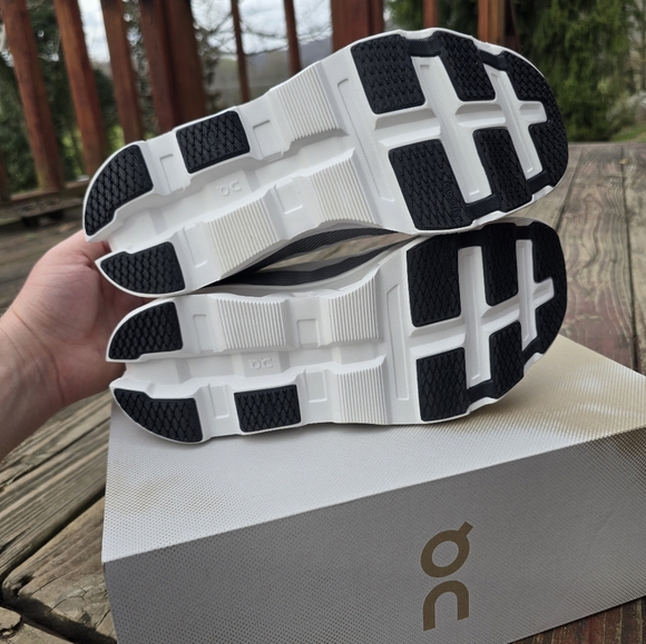 NIB, On Running, Mens, Cloudmonster 2, Undyed Frost, Athletic Shoes, Sz 10 - Picture 10 of 15